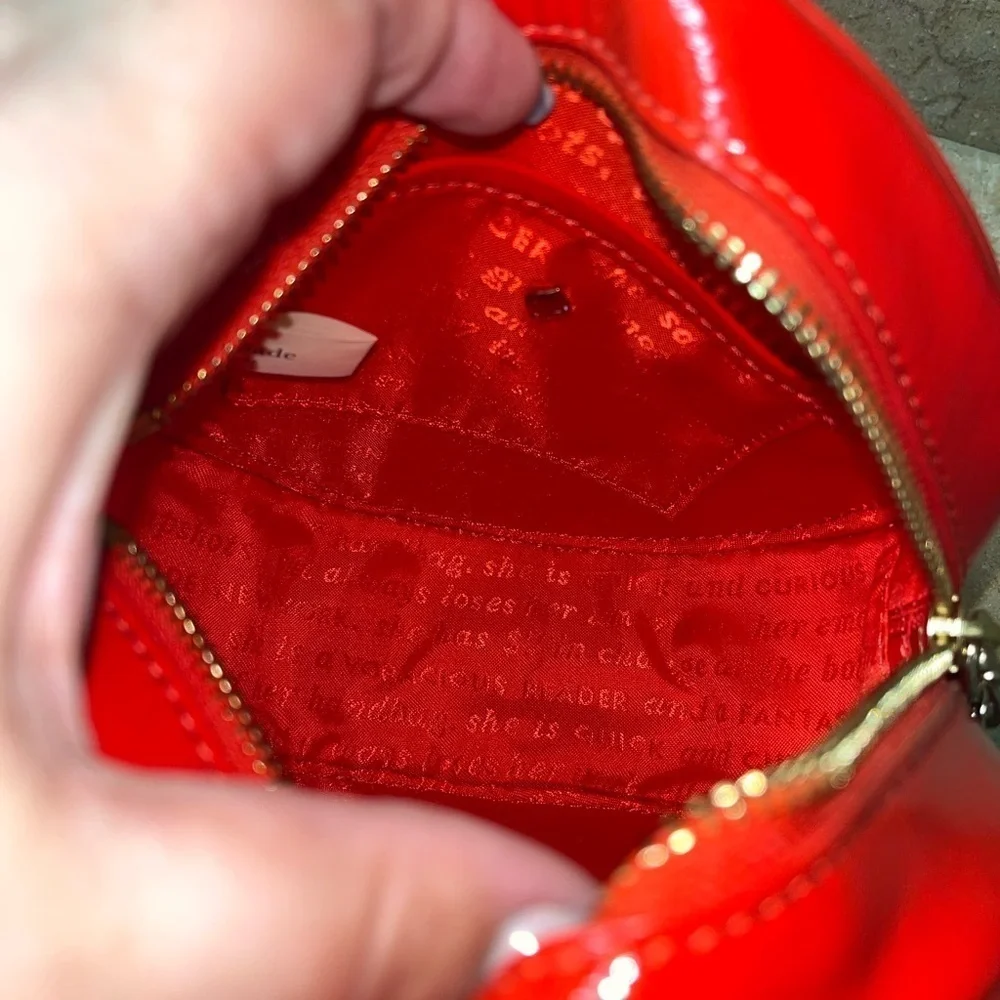 Kate Spade New York Normandy Park Circle Bag, Red Patent Leather Vintage Rare